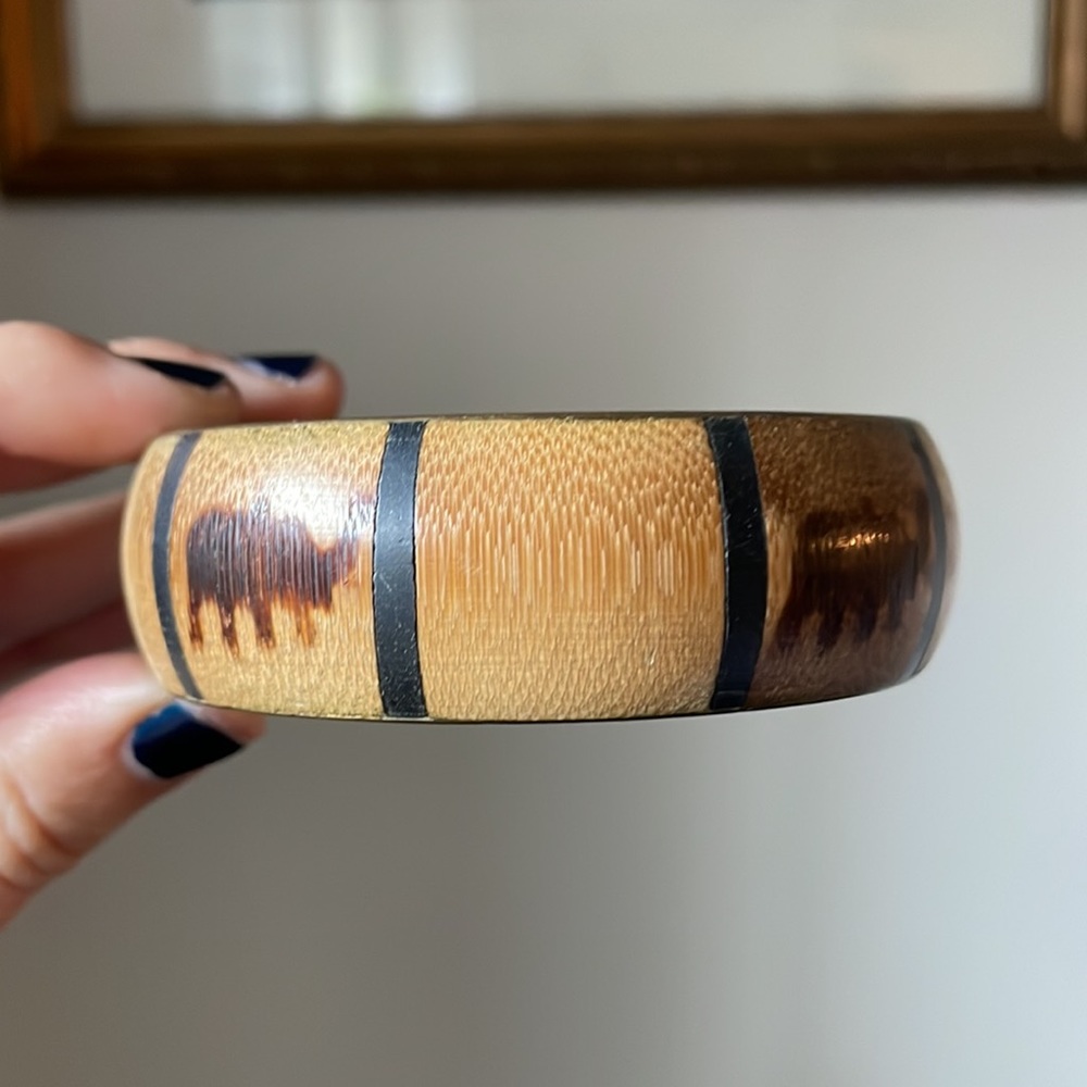 Bronze bangle with wooden elephant inlay 🐘 - Picture 5 of 8